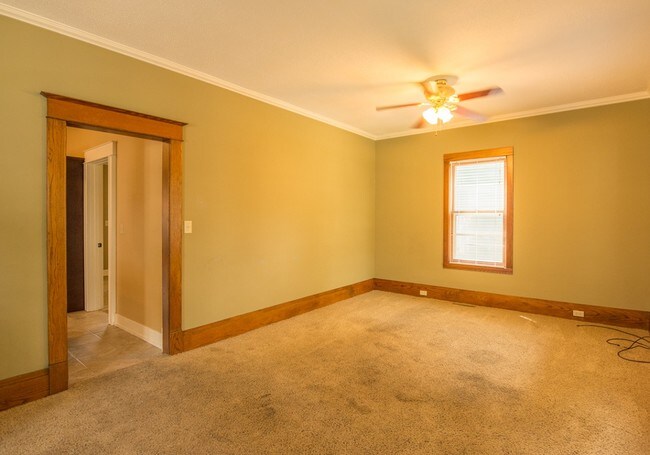 Building Photo - 52 Richards Ave NW