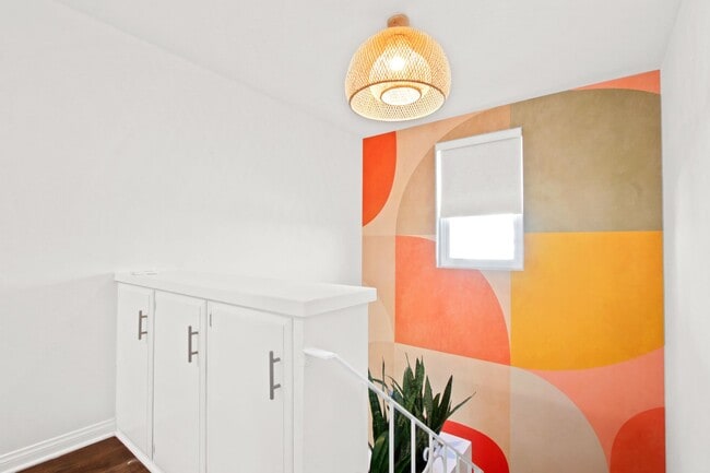 Building Photo - Spanish Style Single Family Home in Coastal San Pedro!