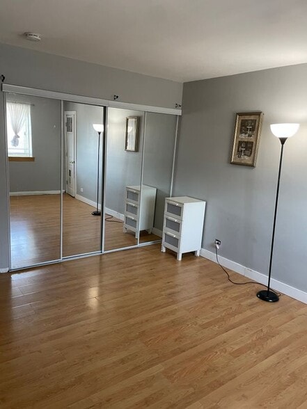 Building Photo - 650 Perrie Dr