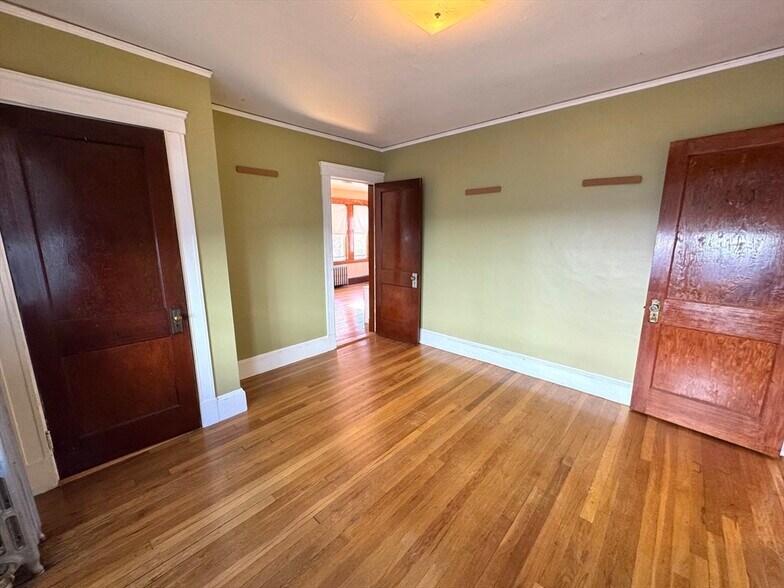 Building Photo - 81 Edenfield Ave