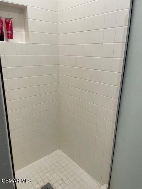 Building Photo - 5340 Yarmouth Ave