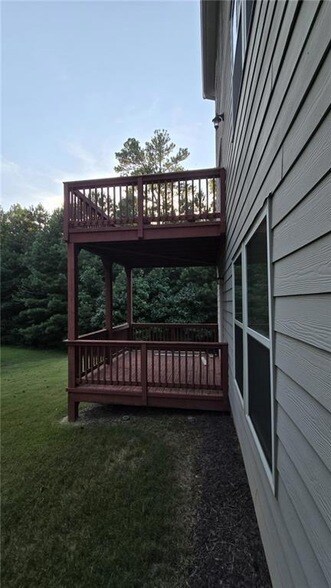 Building Photo - 6860 Rocking Horse Ln