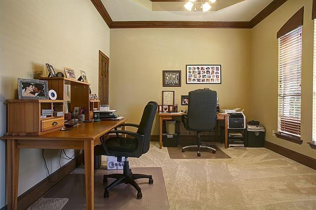 Building Photo - 10317 Tambra Dr