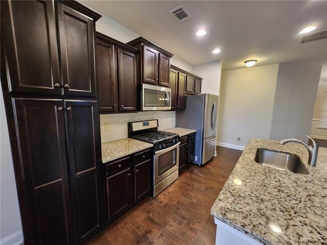 Building Photo - 2763 Misty Ivy Dr