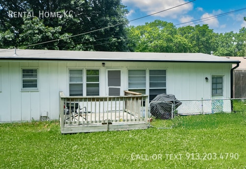 Building Photo - 9427 Gillette St