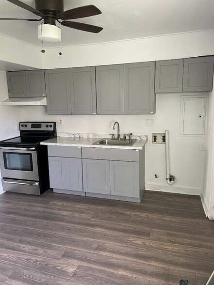 Building Photo - 451 Nace Ave