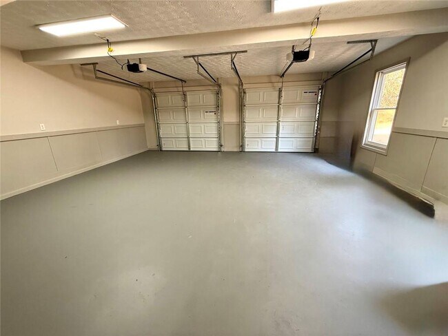 Building Photo - 54 Hebron Church Rd