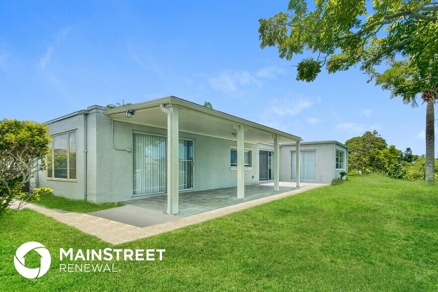 Building Photo - 3639 Rock Royal Dr