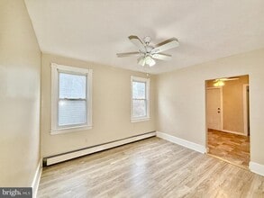 Building Photo - 5 Craven Ave