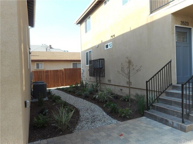 Building Photo - 3521 Percy St