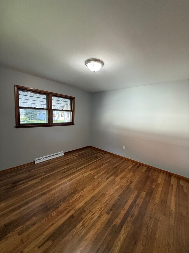 Building Photo - 418 McKinley Ave