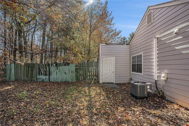 Building Photo - 5472 Glen Haven Dr