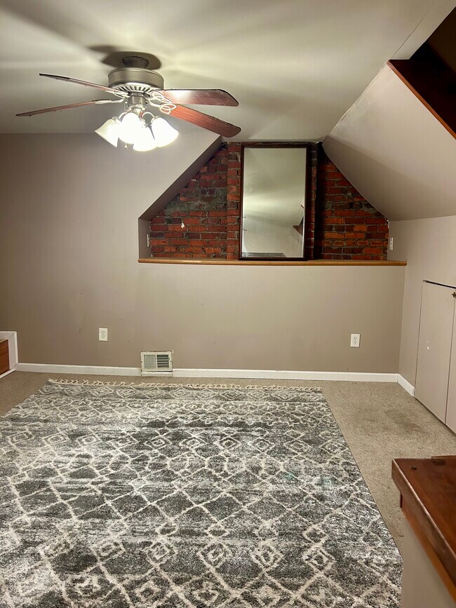 Bedroom 2 (Loft) - 10 S Crenshaw Ave