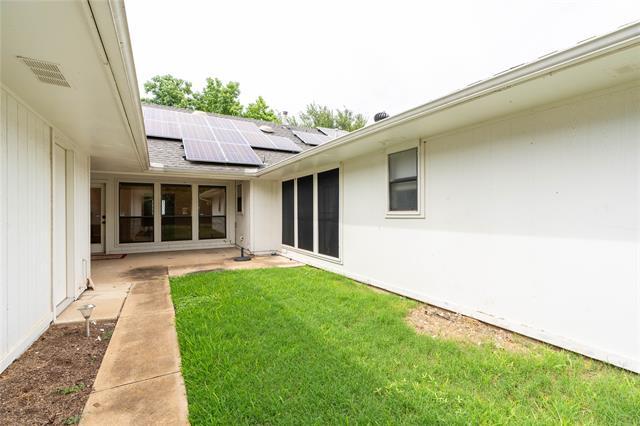 Building Photo - 6706 La Manga Dr