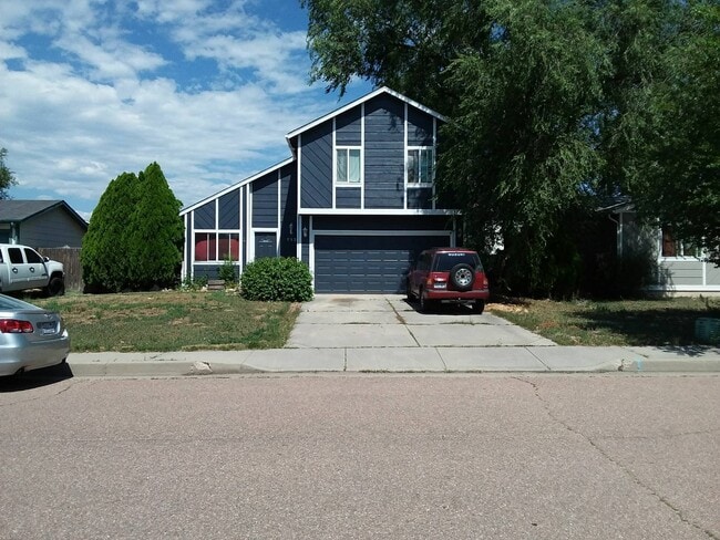 Building Photo - 713 Autumn Pl