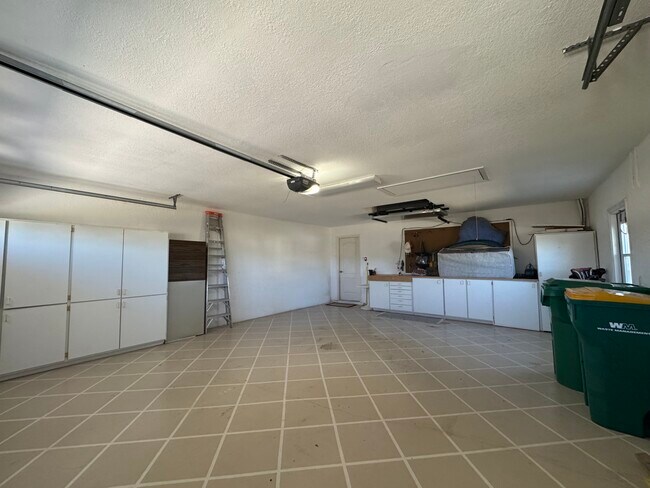 Building Photo - 137 Sportsman Rd