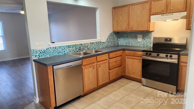 Building Photo - 110 Steam Engine Dr