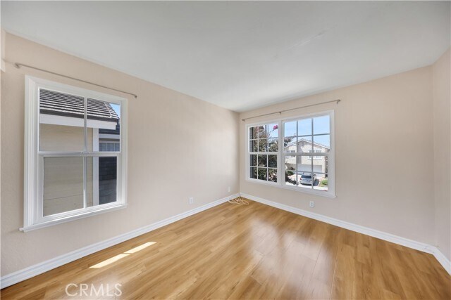 Building Photo - 11 Recodo