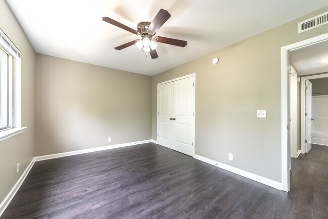 Building Photo - The Mulberry - 2-Bdrm