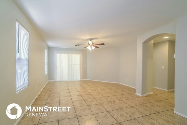 Building Photo - 2214 S 114th Ln