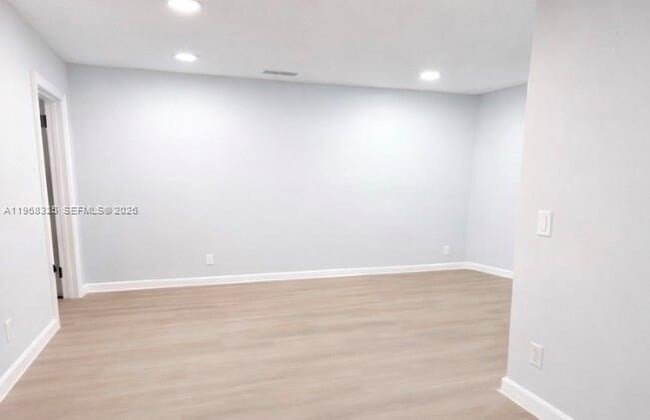 Building Photo - 1332 NW 7th Pl