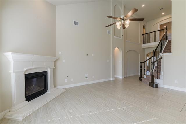 Building Photo - 1104 Hoyt Dr