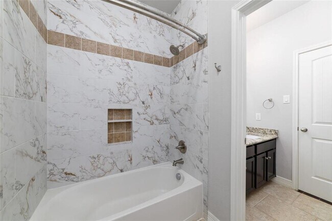 Building Photo - 21606 Hansom Dr