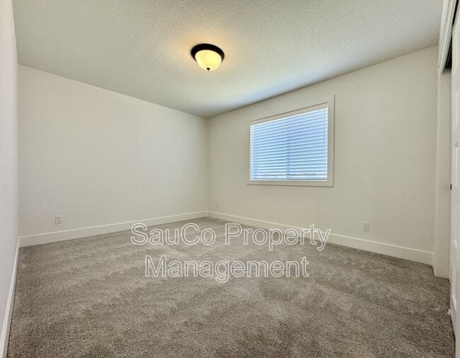 Building Photo - 1603 37th Ave