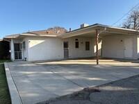 Building Photo - 2458