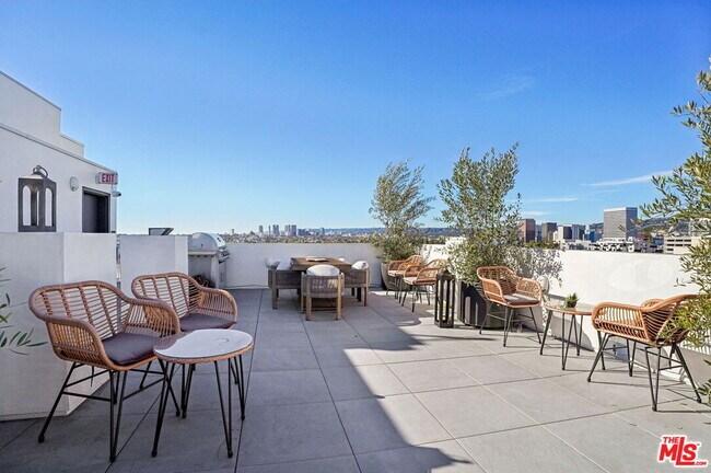 Building Photo - 1110 Spaulding Ave