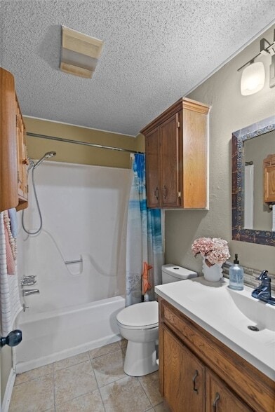 Building Photo - 2526 Downs Cir