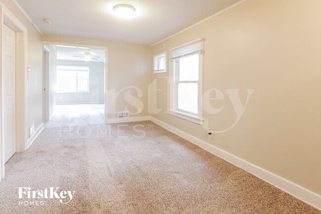 Building Photo - 1146 McMillen Ave