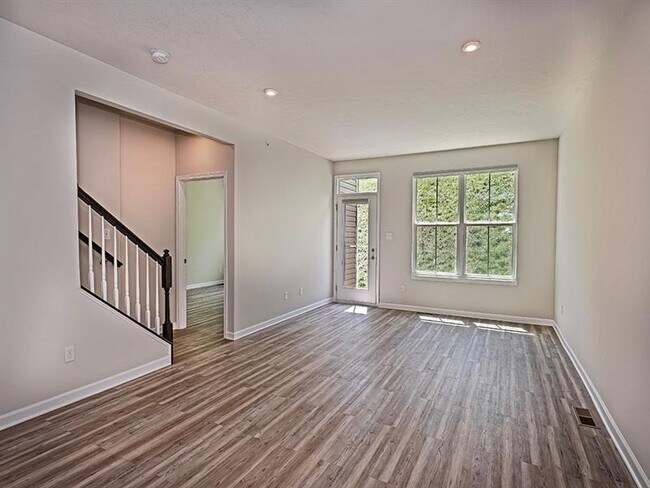 Building Photo - 117 Melinda Ct