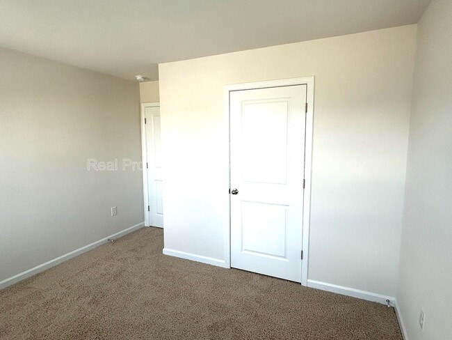 Building Photo - 3604 Sorda Ct