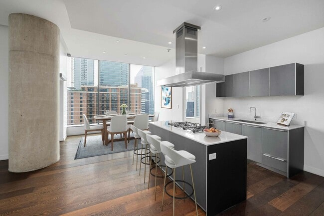 Building Photo - 210 Lavaca St