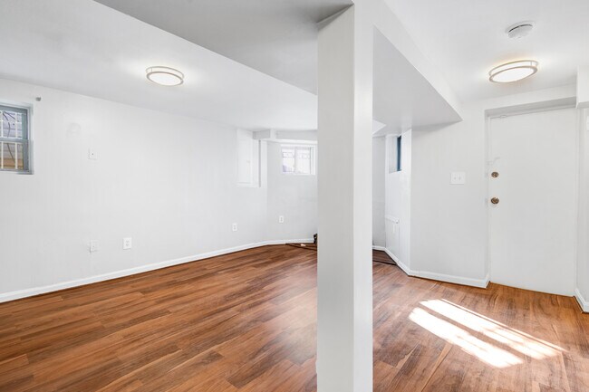 Building Photo - 739 Morton St NW