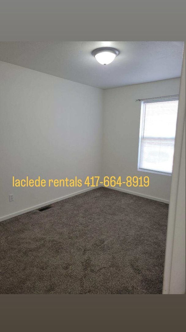 Building Photo - 1258 Evans Rd