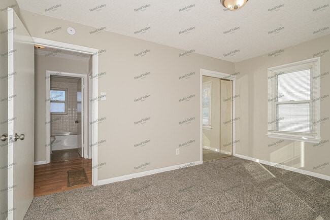 Building Photo - 3607 Dixie Dr