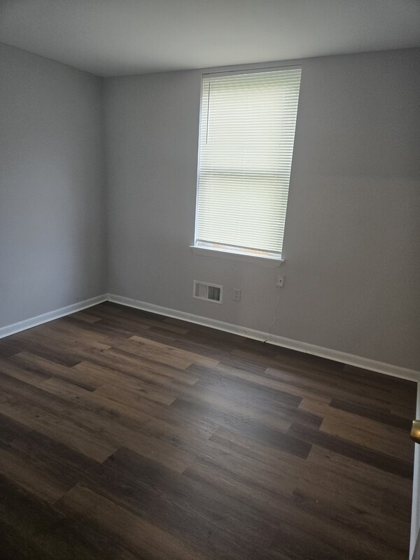 Building Photo - 1035 Belmont Ave