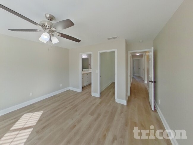 Building Photo - 1916 Roxey Ln