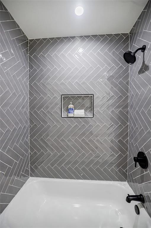 Building Photo - 3154 N Druid Hills Rd