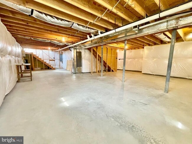 Building Photo - 307 S Marshview Terrace