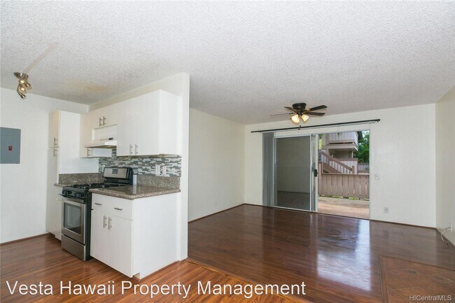 Building Photo - 2 br, 1.5 bath House - 91-1020 Mikohu St #21A