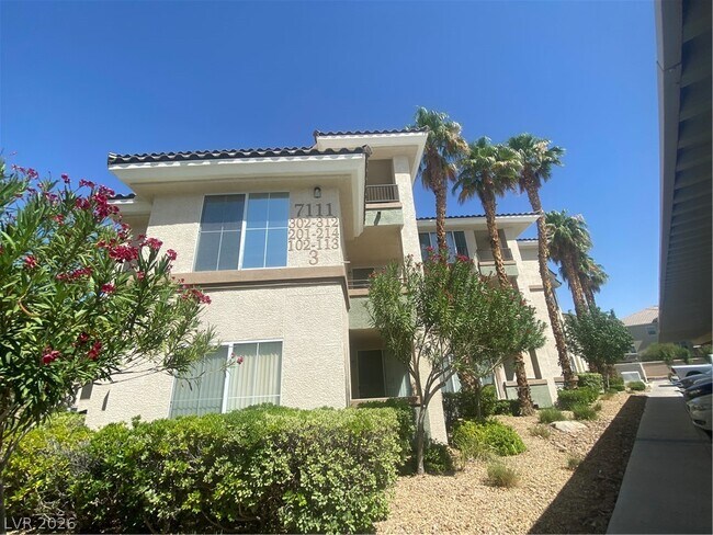 Building Photo - 7111 S Durango Dr