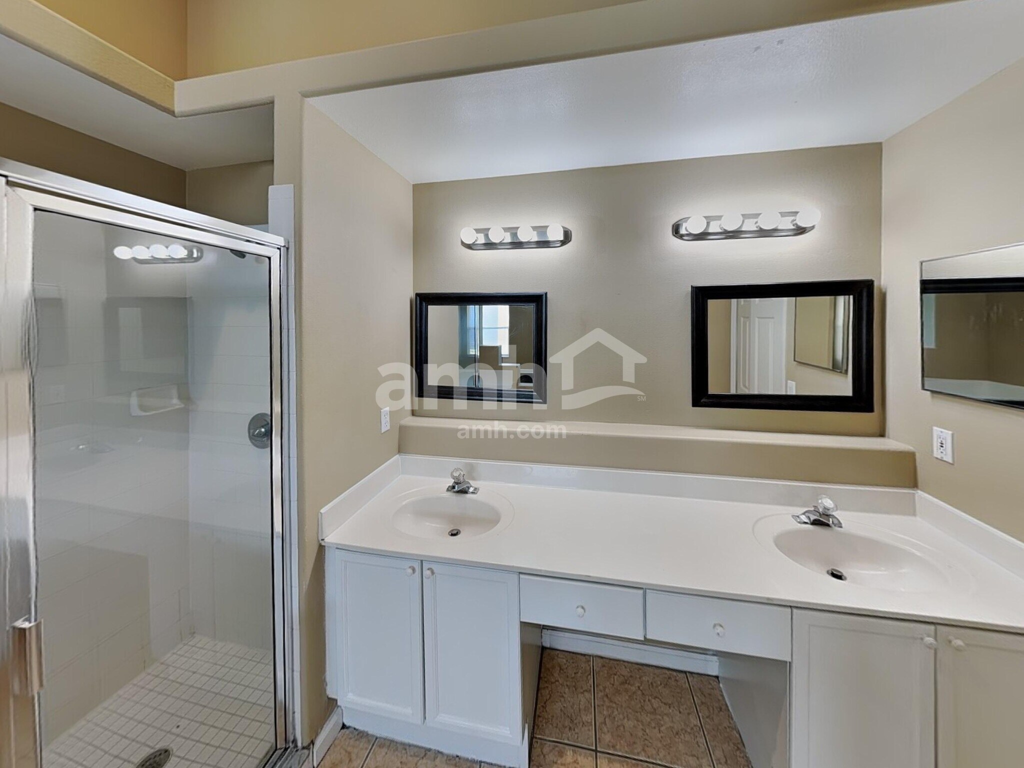 Building Photo - 6673 Bouganvillea Crescent Dr