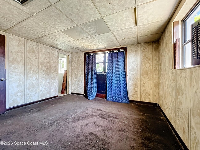 Building Photo - 122 Eden Ave