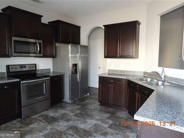 Building Photo - 1592 Longleaf Ct