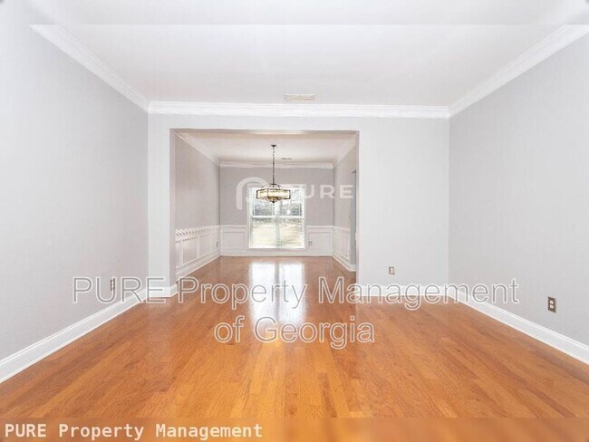 Building Photo - 2212 Caneridge Ct SW