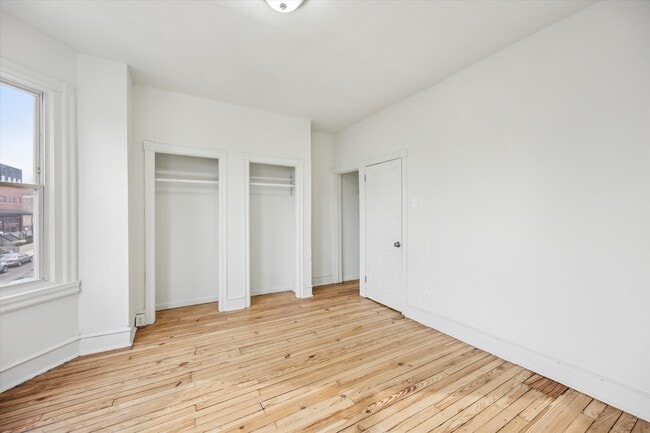 Building Photo - 3833 Pennsgrove St