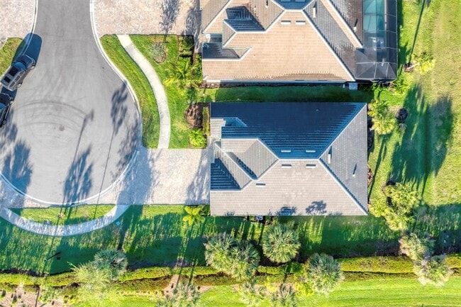 Building Photo - 25246 Keygrass Ct